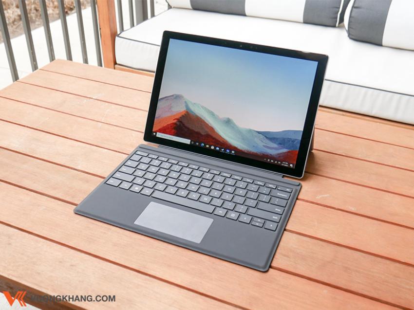 Microsoft đã tạo ra bản Surface Pro 7 Plus cho doanh nghiệp như thế nào?