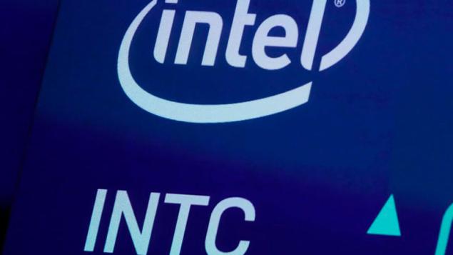Cựu kỹ sư của Intel thừa nhận đã đưa tài liệu bí mật cho Microsoft