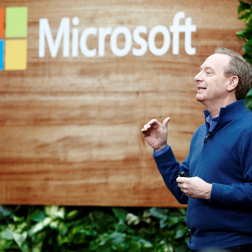 Microsoft đang đẩy mạnh thực hiện cam kết “âm carbon”