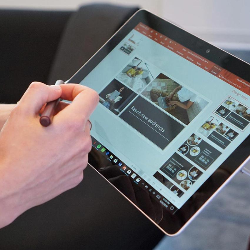 Thời lượng pin ấn tượng cũng là yếu tố để thu hút người mua lựa chọn Surface Go 2