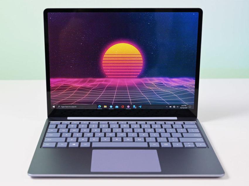 Chip Intel Core i5 lõi tứ của Laptop Go đôi khi vượt mặt SQ1 của Surface Pro X 2019.