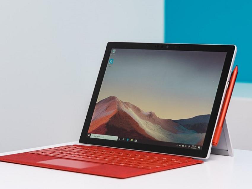Surface Pro 7 là chiếc PC 2-in-1 độc đáo.
