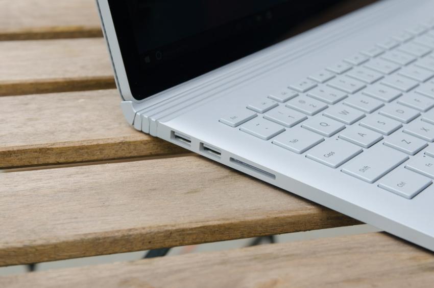Surface Book | Core i5 / RAM 8GB / SSD 128GB