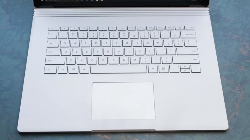 Surface Book 2 ( 15 inch ) | Core i7 / RAM 8GB / SSD 256GB