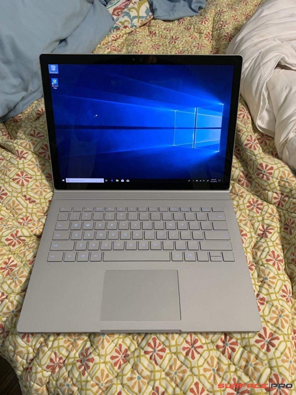Surface Book ( i5/8GB/256GB )