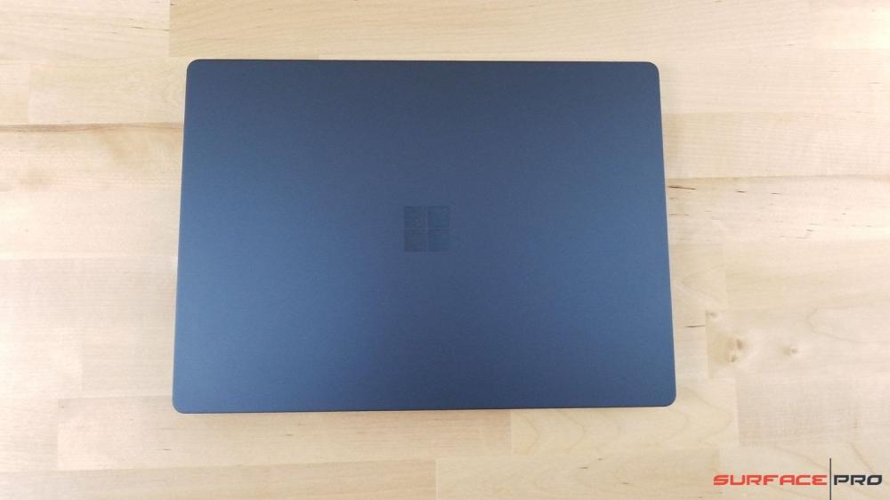 Surface Laptop ( i7/8GB/256GB )